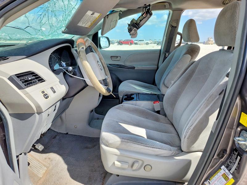 Photo 7 from auction – 2011 TOYOTA SIENNA with VIN 5TDKK3DC7BS063606