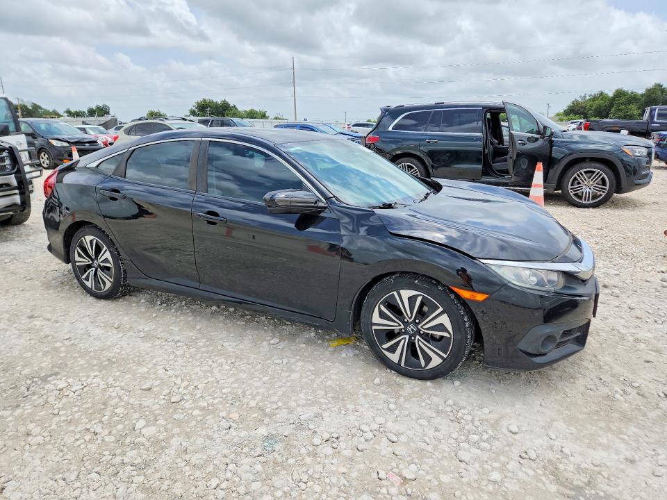 Photo 4 from auction – 2017 HONDA CIVIC with VIN 19XFC1F30HE024164