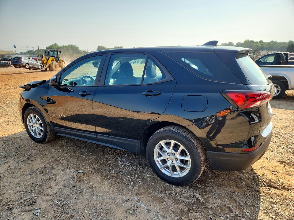 Photo 2 from auction – 2022 CHEVROLET EQUINOX with VIN 2GNAX5EV4N6104403