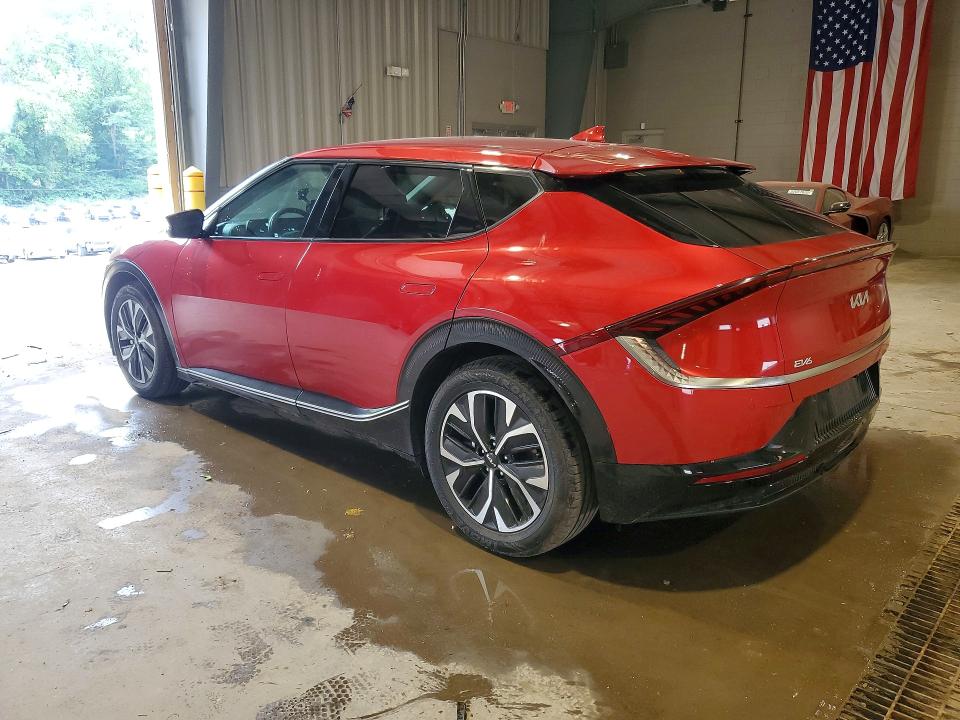 Photo 2 from auction – 2023 KIA EV6 with VIN KNDC34LA0P5612261