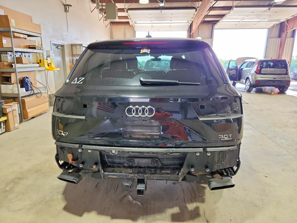 Photo 6 from auction – 2017 AUDI Q7 with VIN WA1LAAF75HD011174