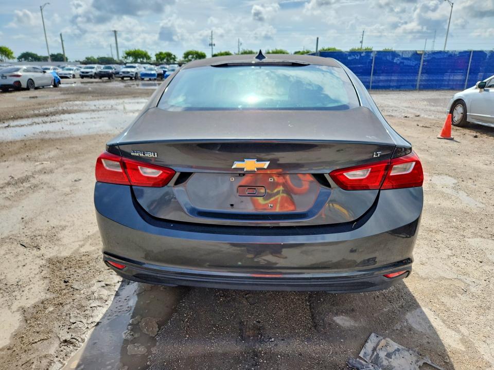 Photo 6 from auction – 2016 CHEVROLET MALIBU with VIN 1G1ZE5ST4GF290093