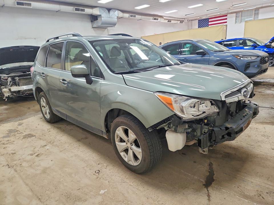 Photo 4 from auction – 2015 SUBARU FORESTER with VIN JF2SJADC4FH402485