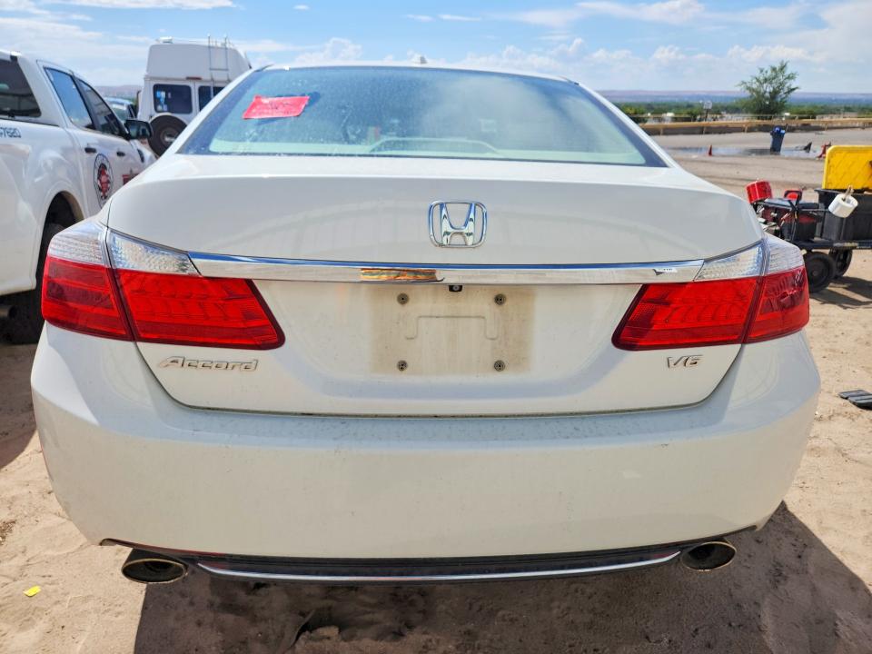 Photo 6 from auction – 2015 HONDA ACCORD with VIN 1HGCR3F83FA034035
