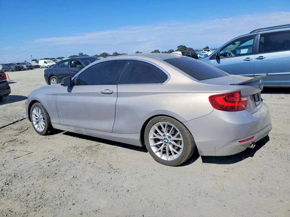 Photo 2 from auction – 2014 BMW 228 with VIN WBA1F5C51EV256131