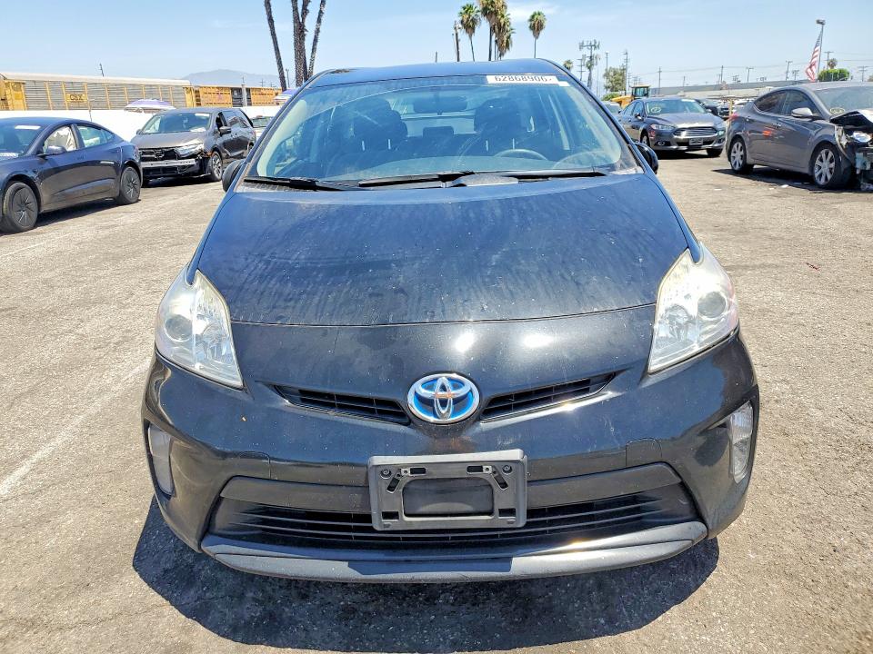 Photo 5 from auction – 2015 TOYOTA PRIUS with VIN JTDKN3DU3F0434981