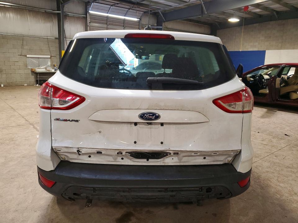 Photo 6 from auction – 2015 FORD ESCAPE with VIN 1FMCU0F72FUB54597