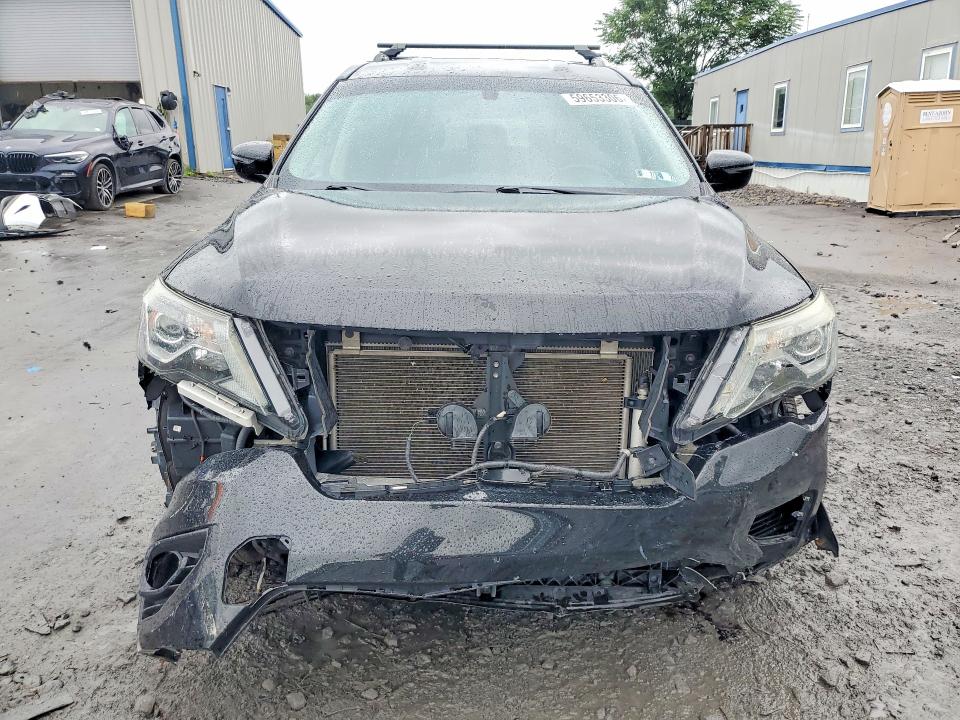 Photo 5 from auction – 2017 NISSAN PATHFINDER with VIN 5N1DR2MM9HC623896