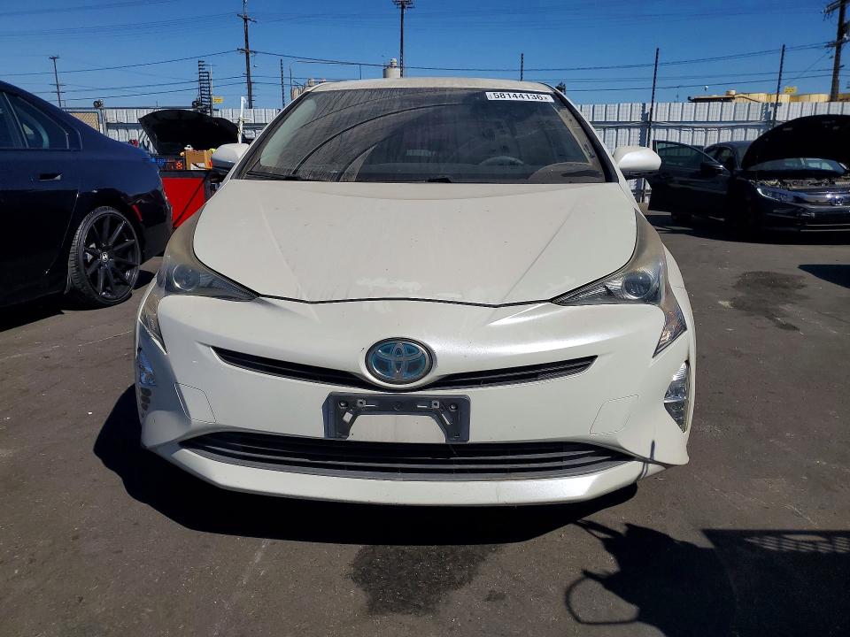 Photo 5 from auction – 2016 TOYOTA PRIUS with VIN JTDKARFUXG3507680