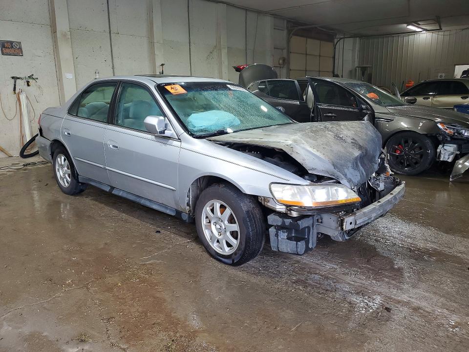 Photo 4 from auction – 2002 HONDA ACCORD with VIN 1HGCG56712A138137