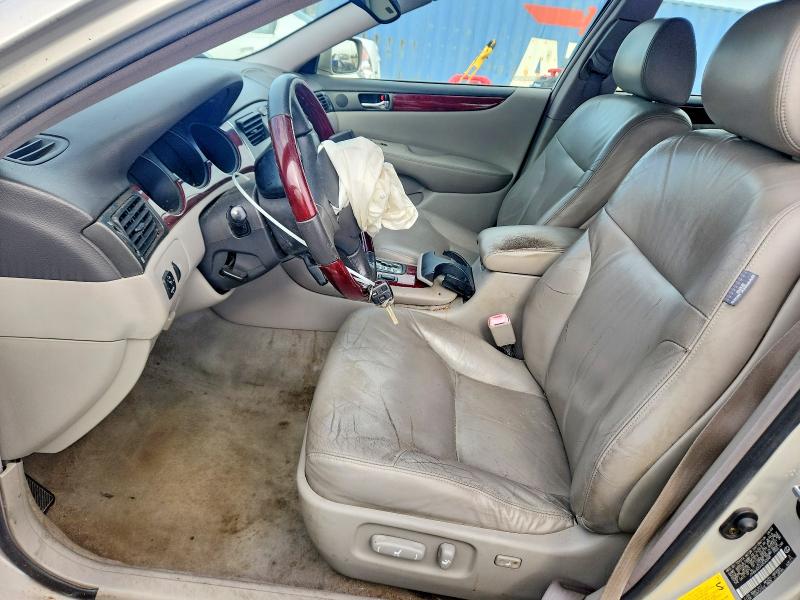 Photo 7 from auction – 2004 LEXUS ES with VIN JTHBA30GX45043045