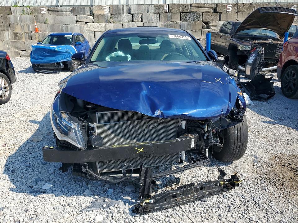 Photo 5 from auction – 2018 KIA OPTIMA with VIN 5XXGT4L39JG260447