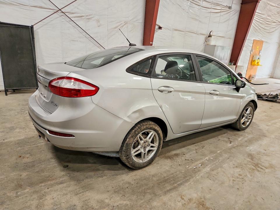 Photo 3 from auction – 2017 FORD FIESTA with VIN 3FADP4BJ1HM163751