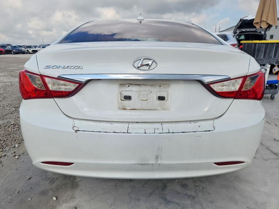 Photo 6 from auction – 2012 HYUNDAI SONATA with VIN 5NPEB4AC0CH341745
