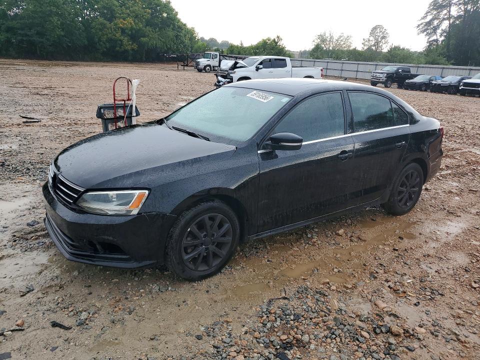 VOLKSWAGEN JETTA 2017 with VIN 3VWDB7AJ8HM384692 - Photo from auction