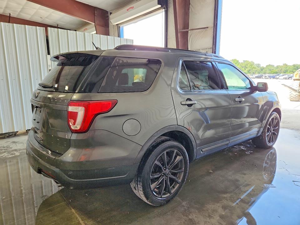 Photo 3 from auction – 2018 FORD EXPLORER with VIN 1FM5K7D82JGB30813