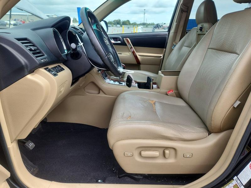 Photo 7 from auction – 2012 TOYOTA HIGHLANDER with VIN 5TDYK3EH3CS082823