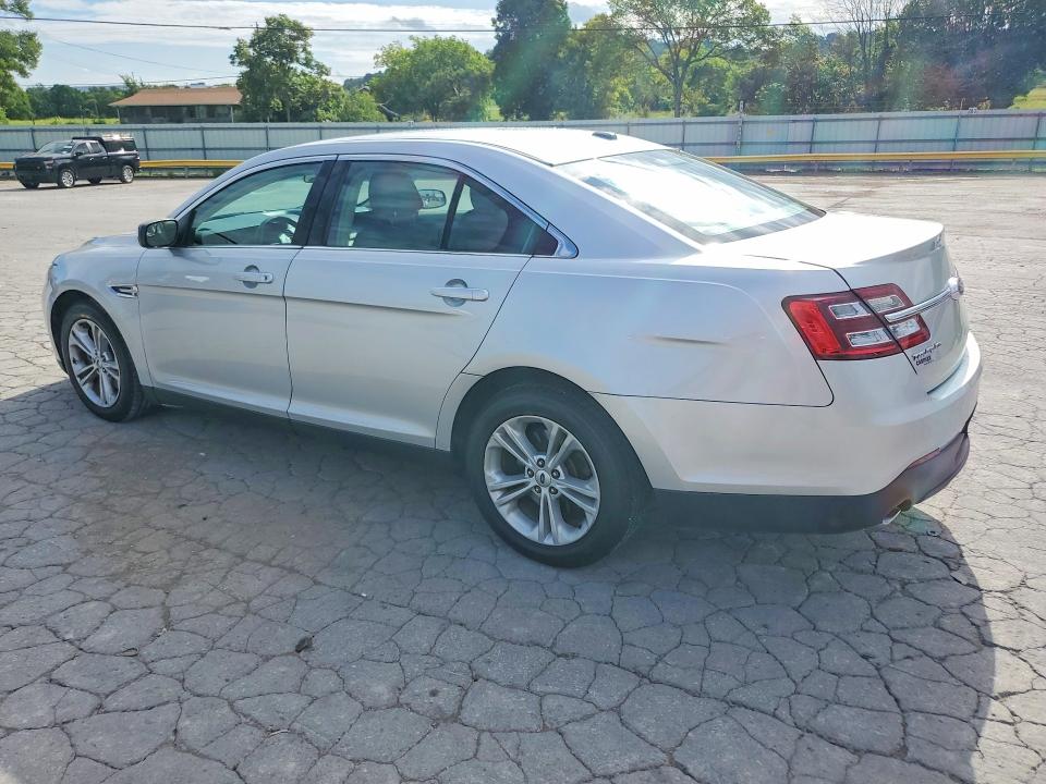 Photo 2 from auction – 2017 FORD TAURUS with VIN 1FAHP2D84HG123013