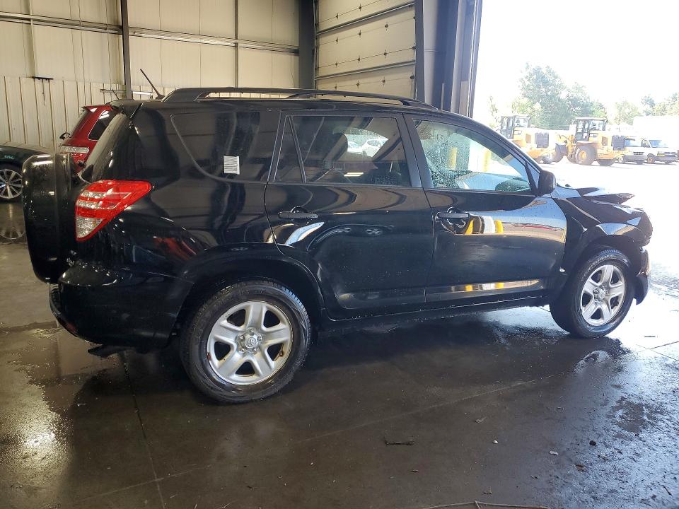 Photo 3 from auction – 2011 TOYOTA RAV4 with VIN JTMBK4DV8BD018547