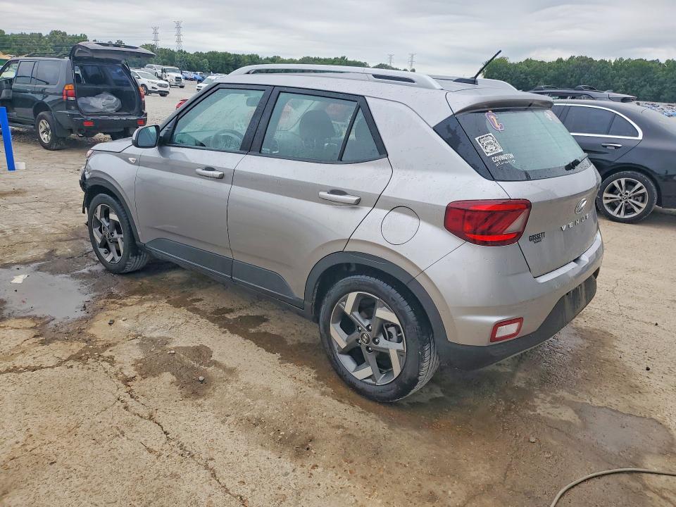 Photo 2 from auction – 2023 HYUNDAI VENUE with VIN KMHRC8A34PU246456