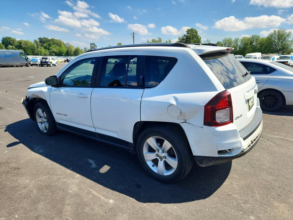 Photo 2 from auction – 2017 JEEP COMPASS with VIN 1C4NJDBB9HD106332