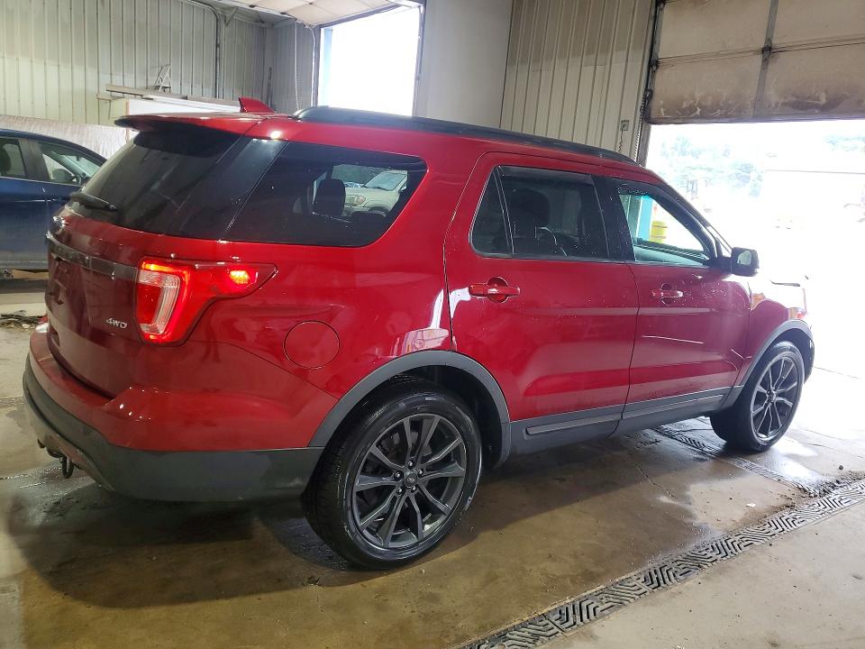 Photo 3 from auction – 2017 FORD EXPLORER with VIN 1FM5K8D8XHGA66343