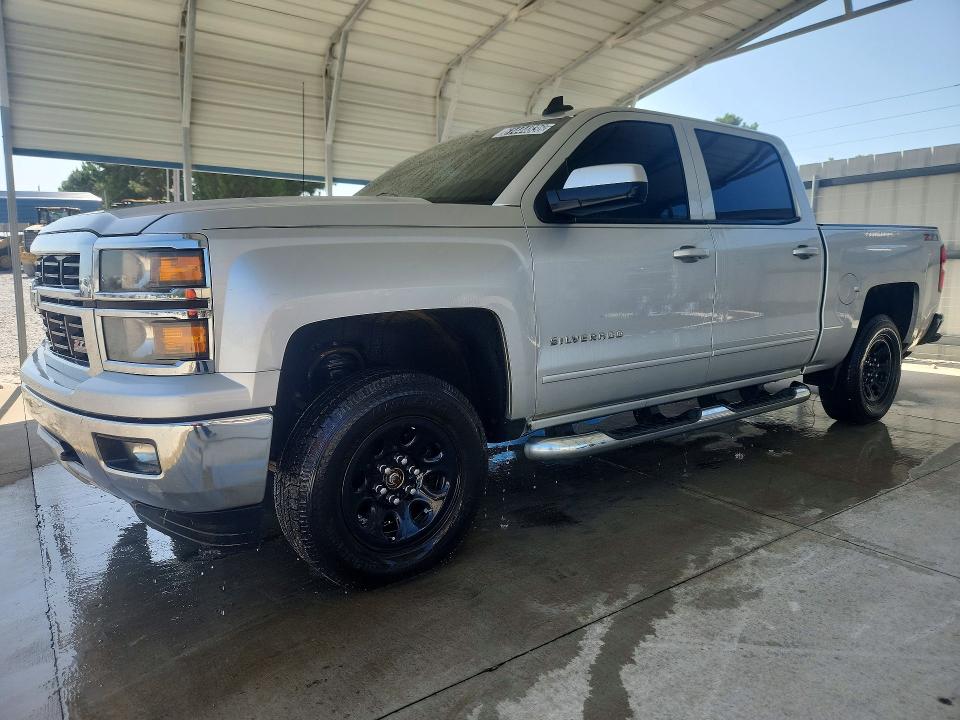 CHEVROLET SILVERADO 2015 with VIN 3GCUKREC2FG127131 - Photo from auction