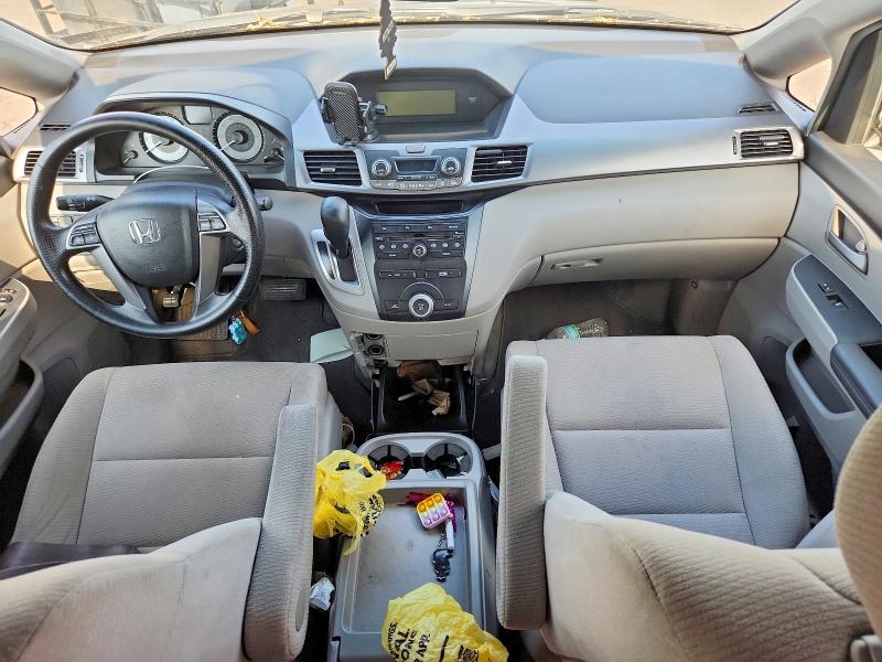 Photo 8 from auction – 2011 HONDA ODYSSEY with VIN 5FNRL5H42BB085091