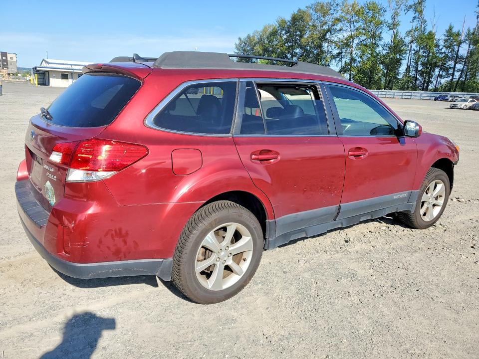 Photo 3 from auction – 2013 SUBARU OUTBACK with VIN 4S4BRBKC5D3242929