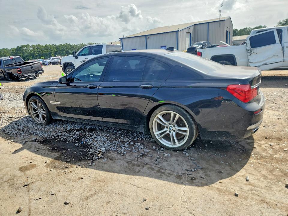 Photo 2 from auction – 2010 BMW 750 with VIN WBAKC6C5XACL67527