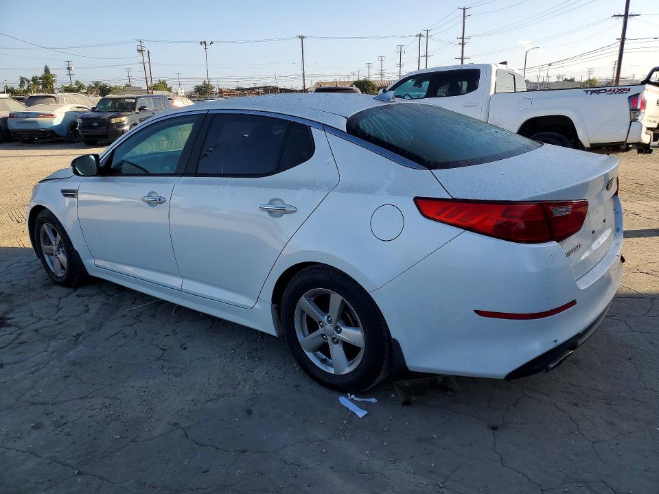 Photo 2 from auction – 2015 KIA OPTIMA with VIN KNAGM4A73F5589401