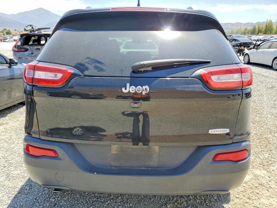 Photo 6 from auction – 2014 JEEP CHEROKEE with VIN 1C4PJLCB7EW154641