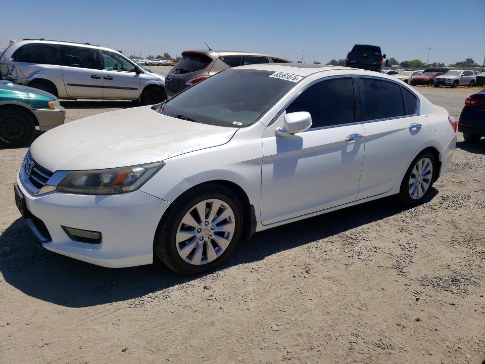 HONDA ACCORD 2015 with VIN 1HGCR2F85FA143333 - Photo from auction