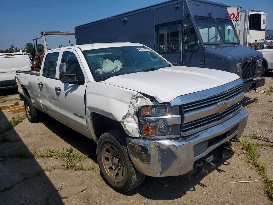 Zdjęcie 4 z aukcji – 2015 CHEVROLET SILVERADO z VIN 1GC4KYCG6FF678566
