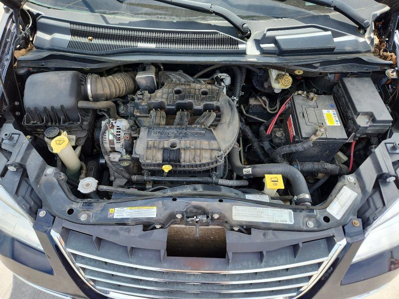 Photo 12 from auction – 2010 CHRYSLER TOWN & COUNTRY with VIN 2A4RR6DX3AR141069
