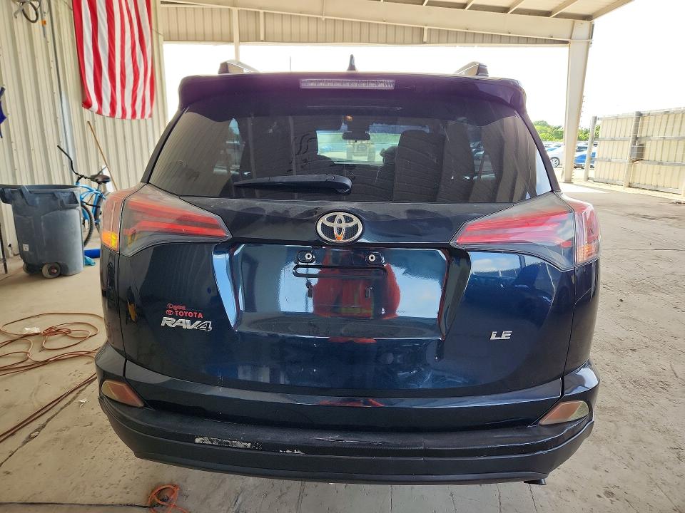 Photo 6 from auction – 2017 TOYOTA RAV4 with VIN JTMZFREV7HJ127283