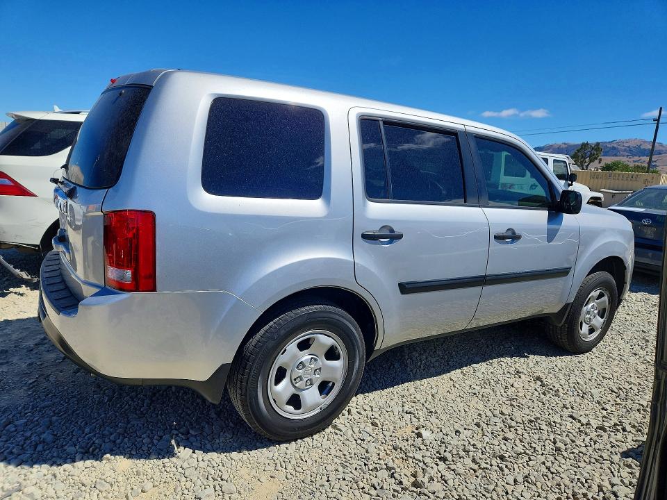 Photo 3 from auction – 2012 HONDA PILOT with VIN 5FNYF3H26CB032529