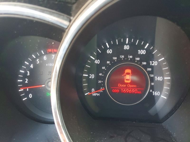 Photo 9 from auction – 2011 KIA OPTIMA with VIN KNAGM4A71B5059339