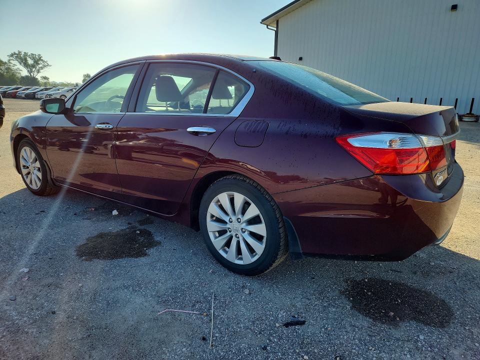 Photo 2 from auction – 2015 HONDA ACCORD with VIN 1HGCR2F80FA016554