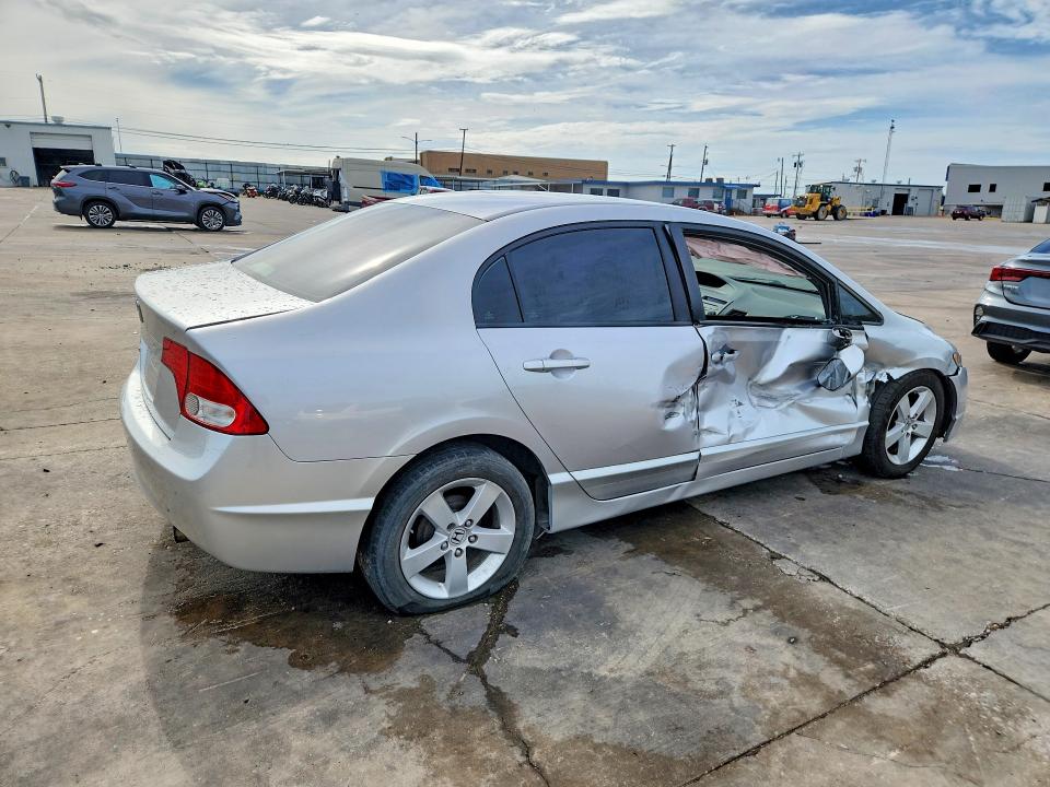 Photo 3 from auction – 2011 HONDA CIVIC with VIN 19XFA1F53BE046559