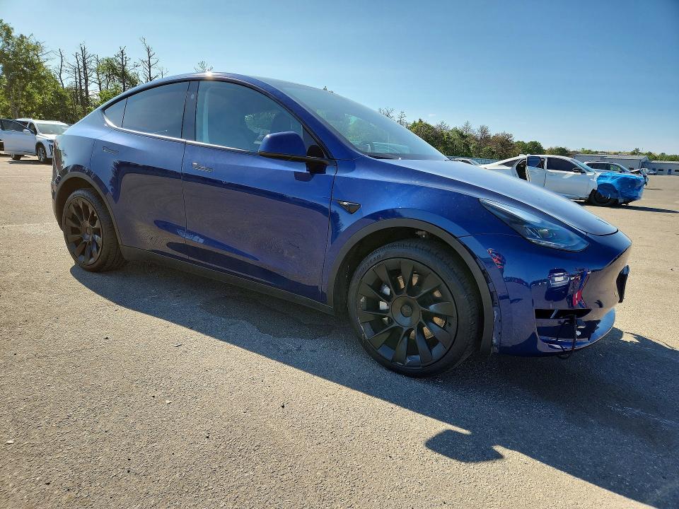 Photo 4 from auction – 2023 TESLA MODEL Y with VIN 7SAYGDEE1PF835307