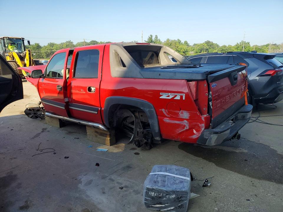Photo 2 from auction – 2004 CHEVROLET AVALANCHE with VIN 3GNEK12T44G331055