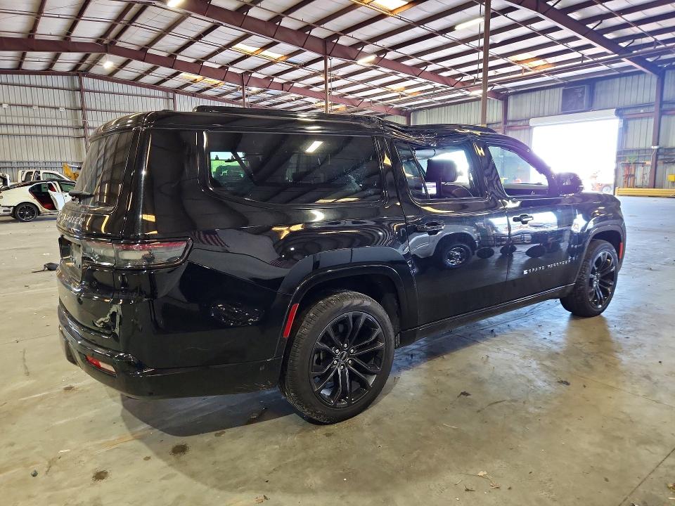 Photo 3 from auction – 2024 JEEP GRAND WAGONEER with VIN 1C4SJSFP1RS111261