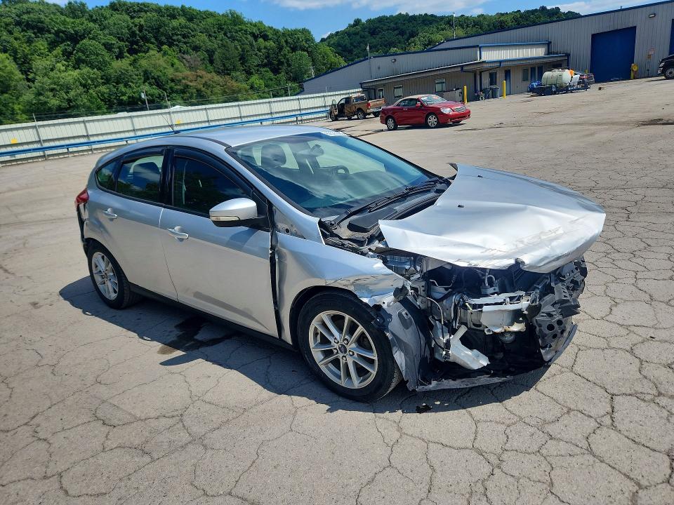 Photo 4 from auction – 2016 FORD FOCUS with VIN 1FADP3K23GL226500