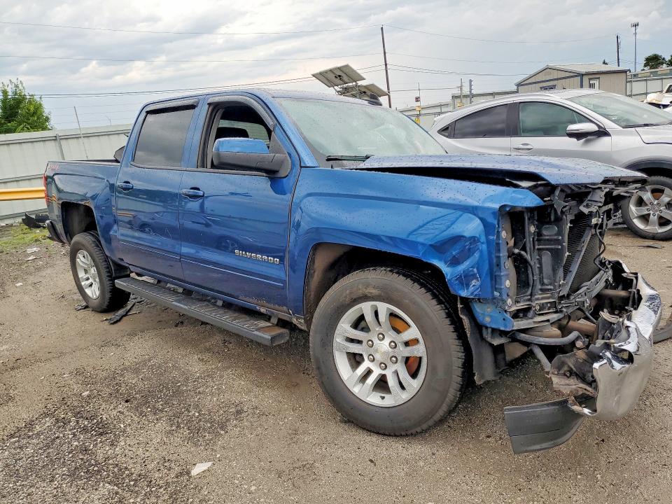 Photo 4 from auction – 2018 CHEVROLET SILVERADO with VIN 3GCUKREC6JG372992