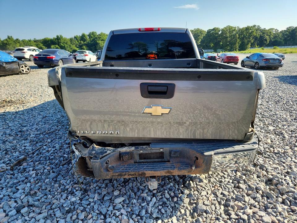 Photo 6 from auction – 2007 CHEVROLET SILVERADO with VIN 1GCEC14C87Z546042