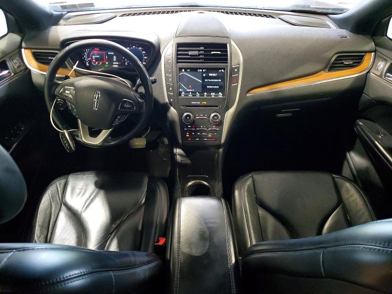 Photo 8 from auction – 2017 LINCOLN MKC with VIN 5LMCJ2D91HUL03509