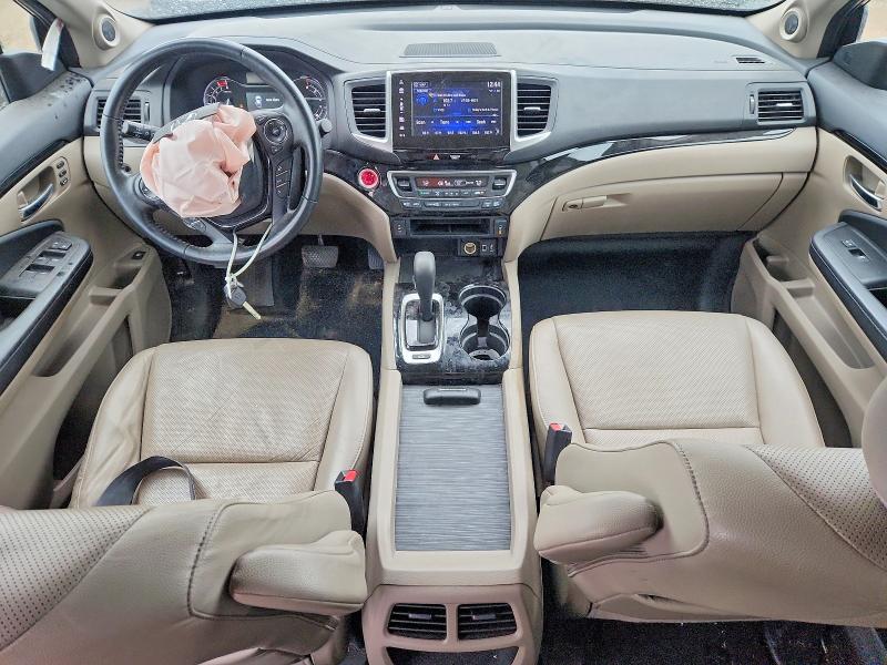 Photo 8 from auction – 2019 HONDA RIDGELINE with VIN 5FPYK3F73KB028356