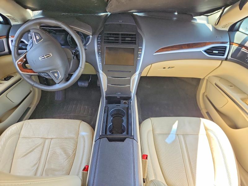 Photo 8 from auction – 2014 LINCOLN MKZ with VIN 3LN6L2GK6ER811602