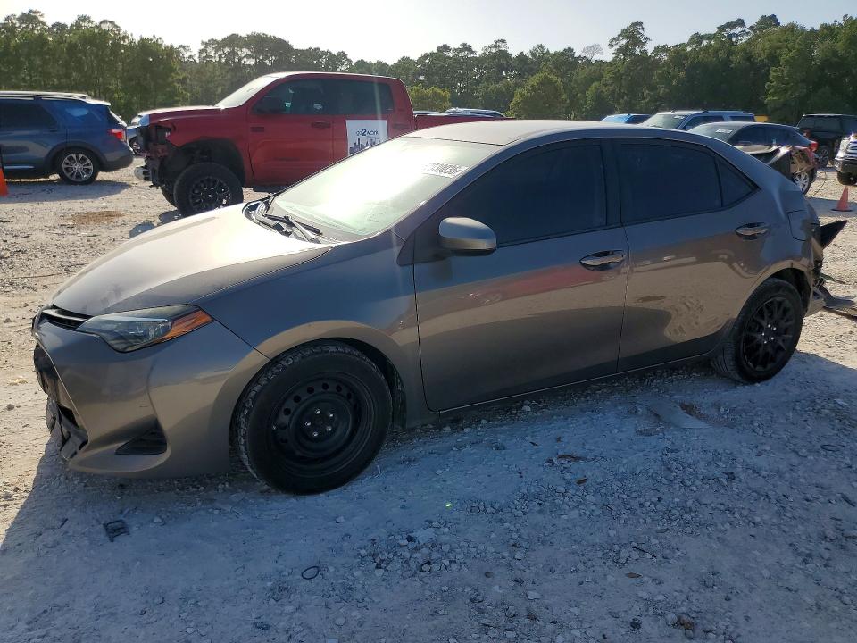 TOYOTA COROLLA 2019 with VIN 2T1BURHE0KC206431 - Photo from auction